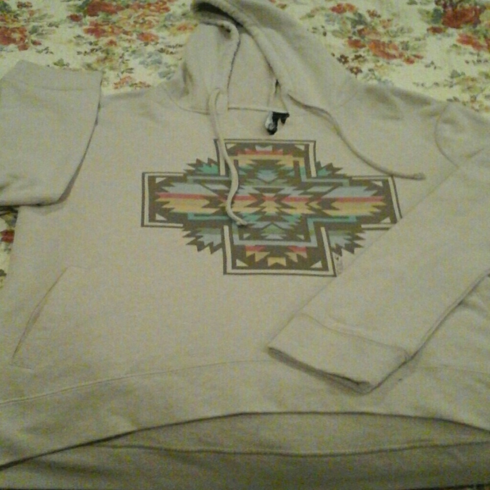 O'NEILL hoodie with tribal design sz XL.